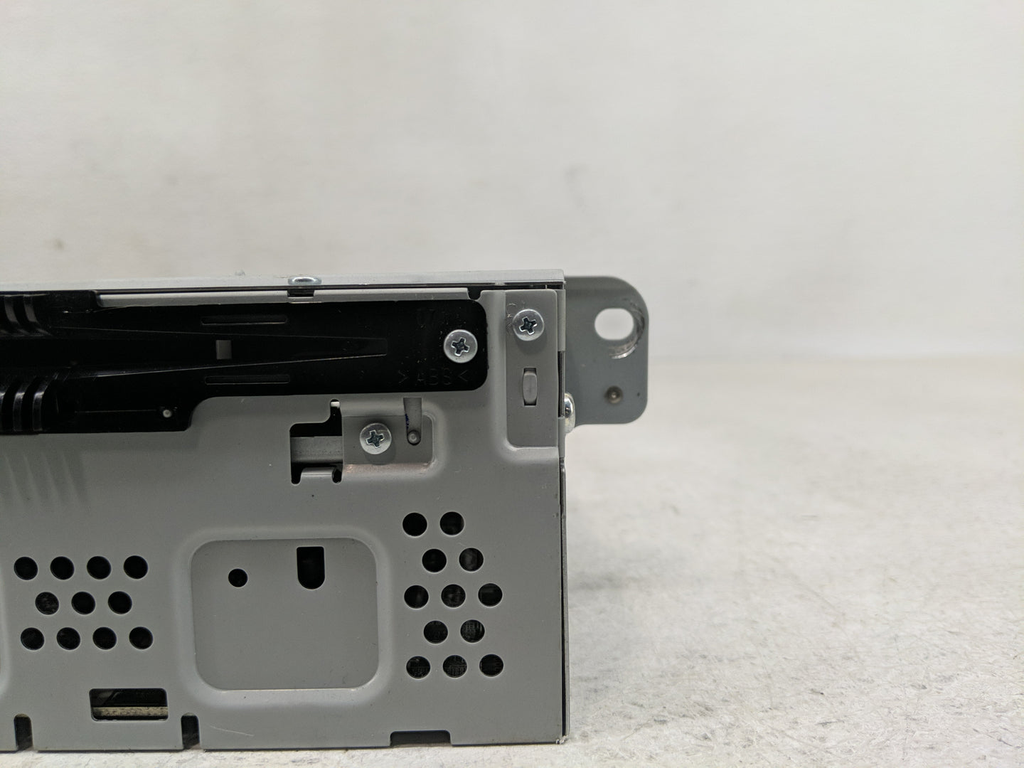 2017 Ford Escape Radio AM FM Cd Player Receiver Replacement Fits OEM Used Auto Parts - Oemusedautoparts1.com