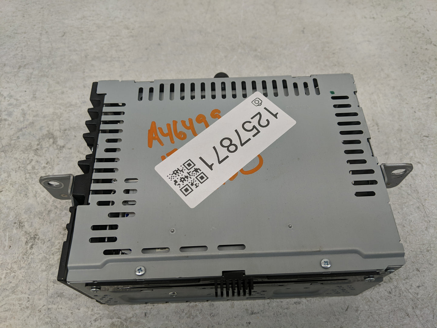 2017 Ford Escape Radio AM FM Cd Player Receiver Replacement Fits OEM Used Auto Parts - Oemusedautoparts1.com