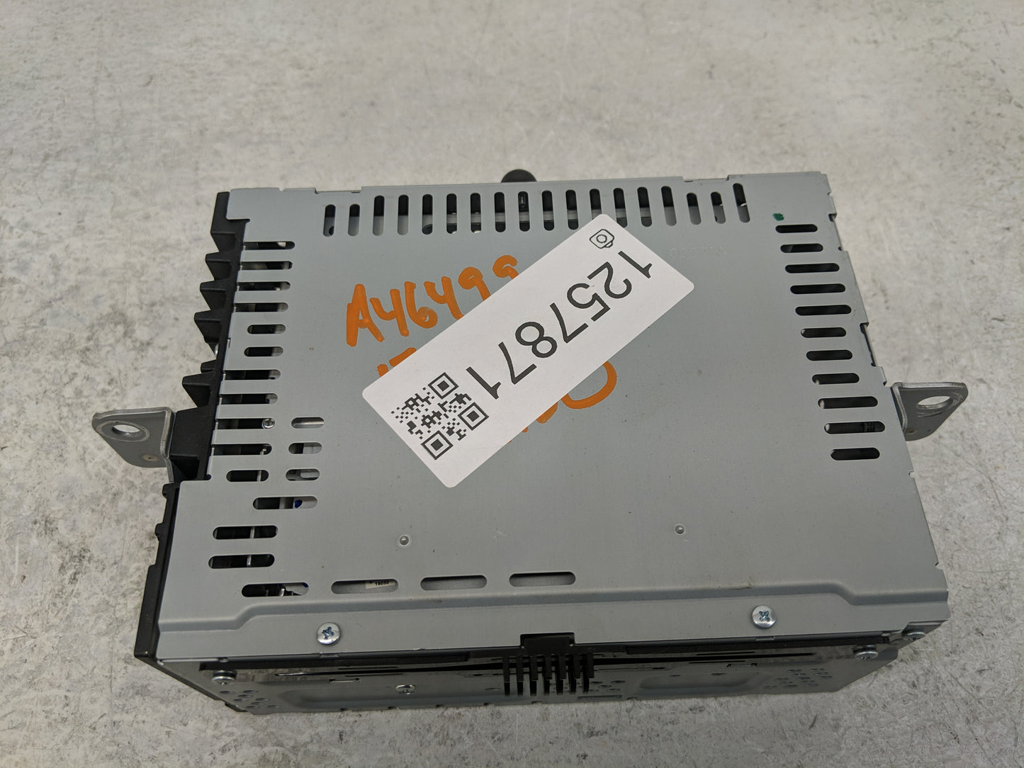 2017 Ford Escape Radio AM FM Cd Player Receiver Replacement Fits OEM Used Auto Parts - Oemusedautoparts1.com