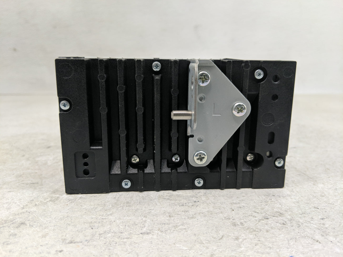 2017 Ford Escape Radio AM FM Cd Player Receiver Replacement Fits OEM Used Auto Parts - Oemusedautoparts1.com