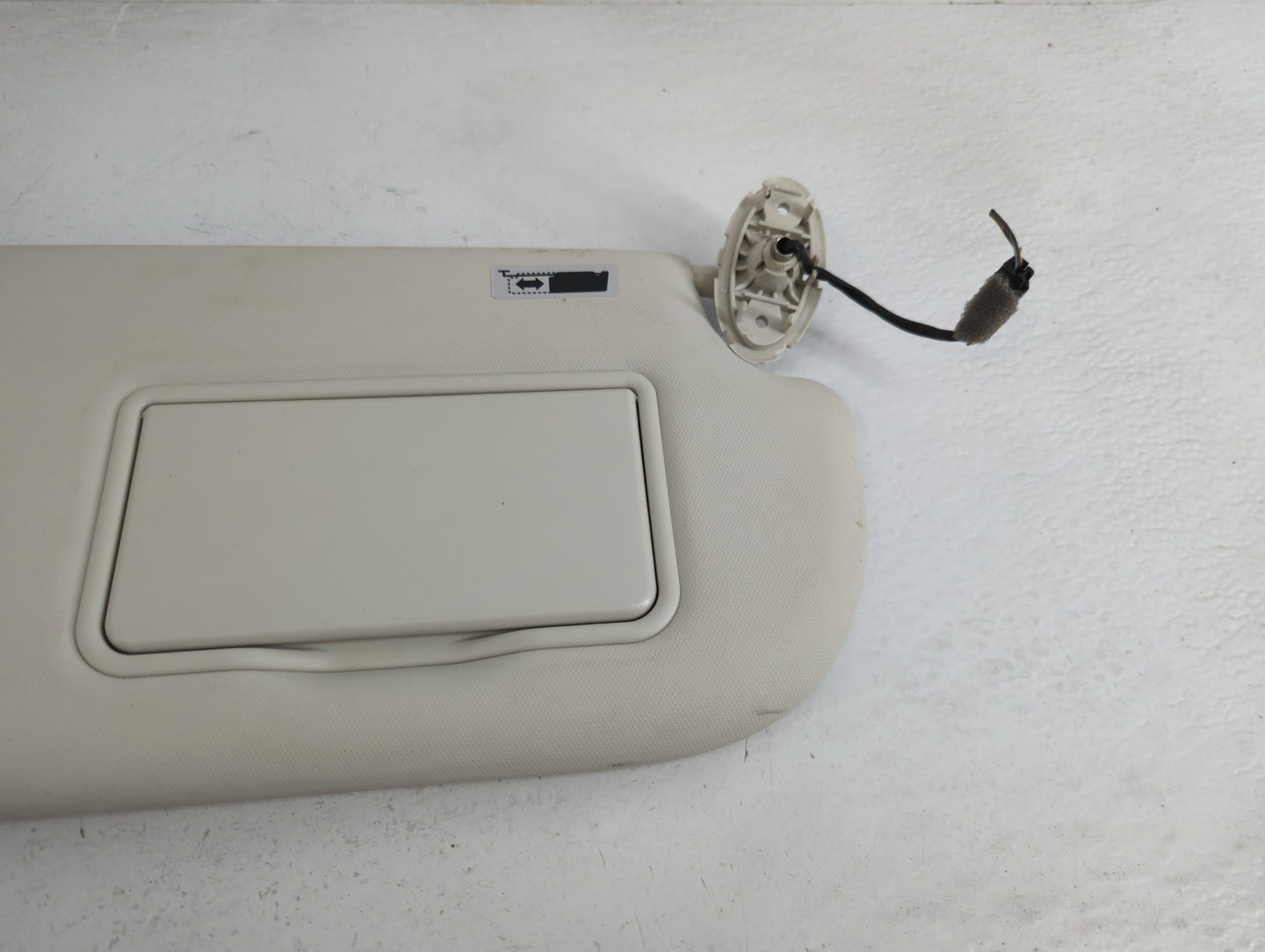2013-2019 Ford Escape Sun Visor Shade Replacement Passenger Right Mirror Fits Fits 2013 2014 2015 2016 2017 2018 2019 OEM Us