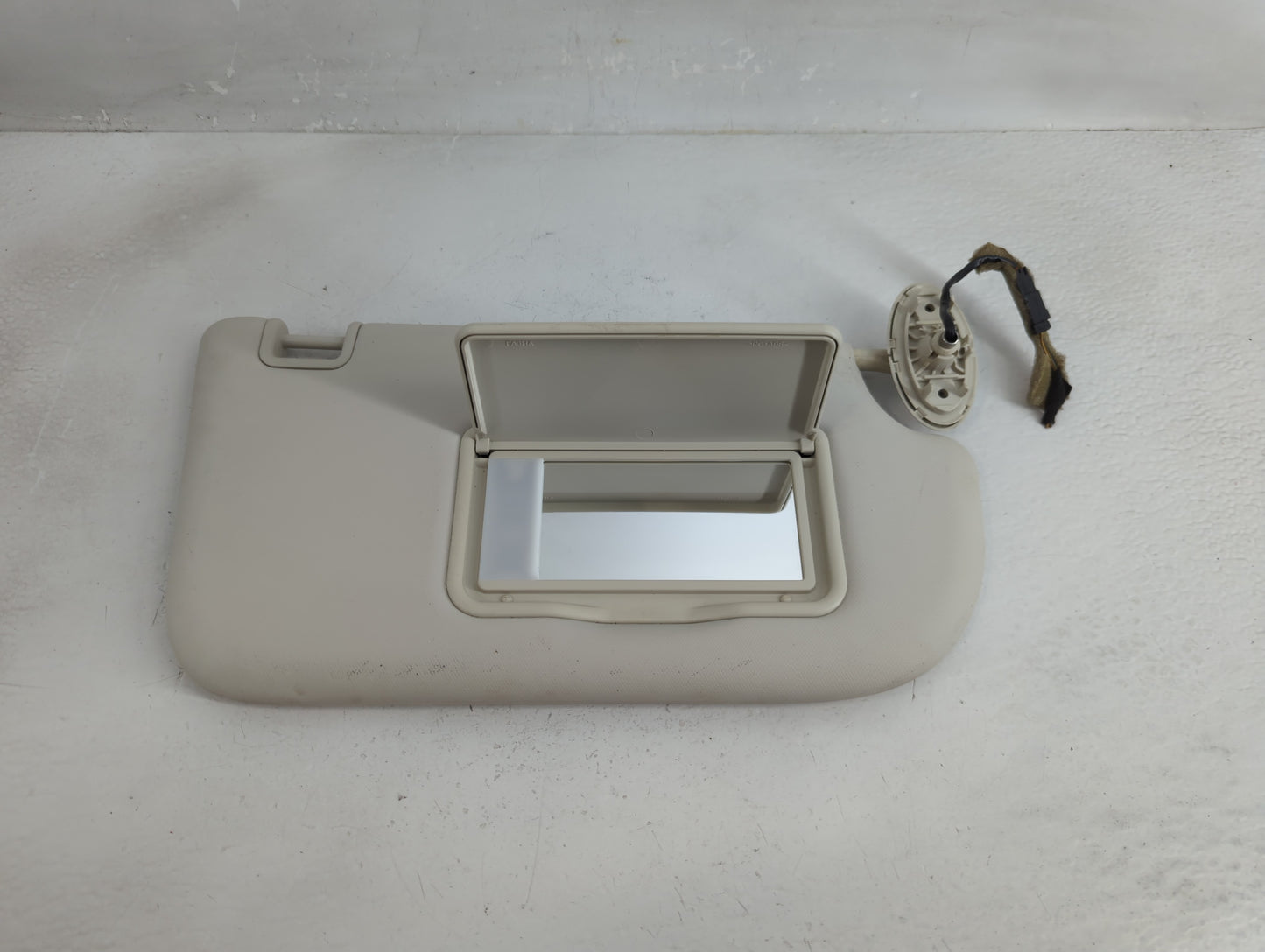 2013-2019 Ford Escape Sun Visor Shade Replacement Passenger Right Mirror Fits Fits 2013 2014 2015 2016 2017 2018 2019 OEM Us