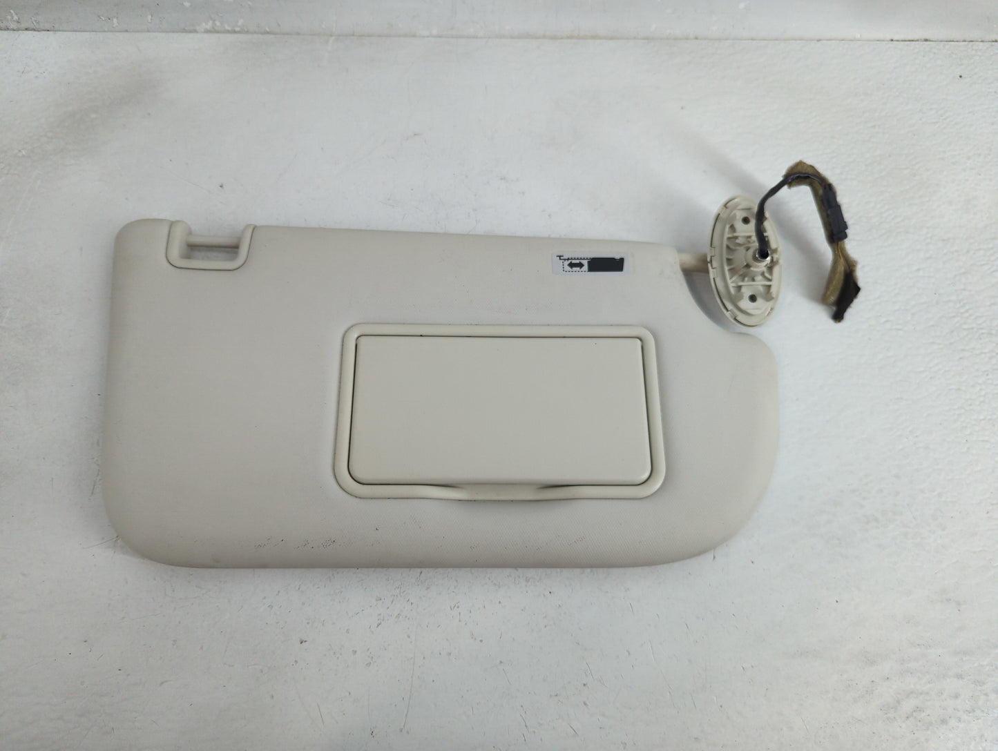 2013-2019 Ford Escape Sun Visor Shade Replacement Passenger Right Mirror Fits Fits 2013 2014 2015 2016 2017 2018 2019 OEM Us