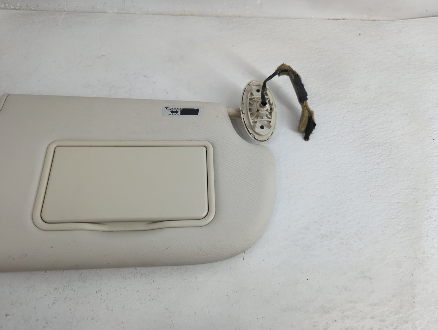 2013-2019 Ford Escape Sun Visor Shade Replacement Passenger Right Mirror Fits Fits 2013 2014 2015 2016 2017 2018 2019 OEM Us