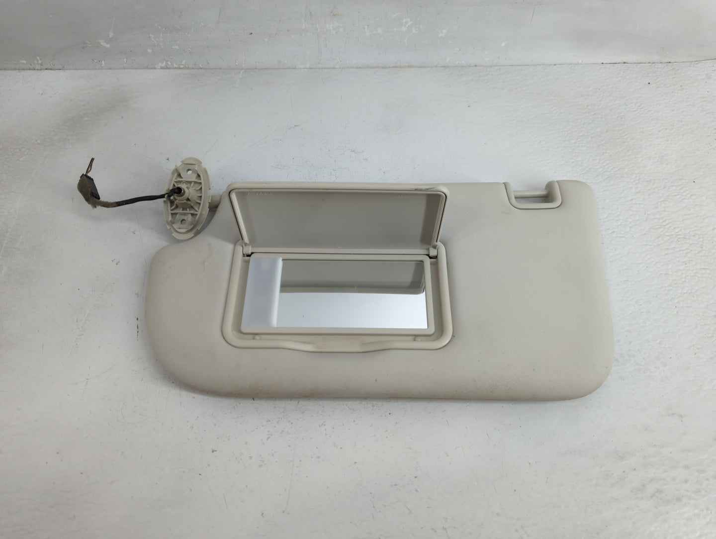 2013-2019 Ford Escape Sun Visor Shade Replacement Driver Left Mirror Fits Fits 2013 2014 2015 2016 2017 2018 2019 OEM Used A