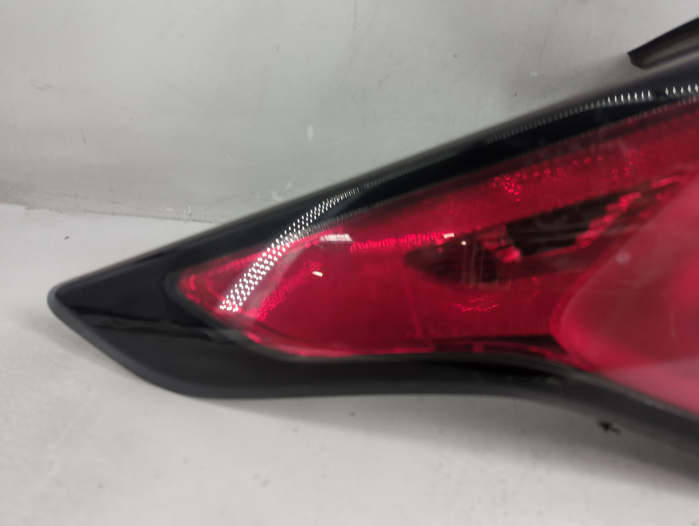 2017-2018 Ford Escape Tail Light Assembly Driver Left OEM P/N:GJ54-13405-BH Fits Fits 2017 2018 OEM Used Auto Parts - Oemuse