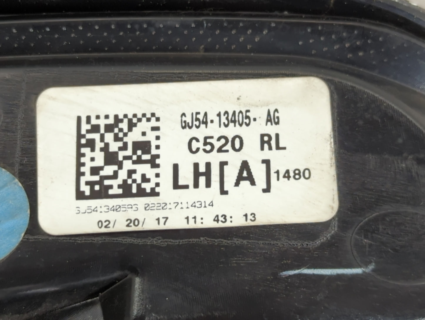 2017-2018 Ford Escape Tail Light Assembly Driver Left OEM P/N:GJ54-13405-BH Fits Fits 2017 2018 OEM Used Auto Parts - Oemuse