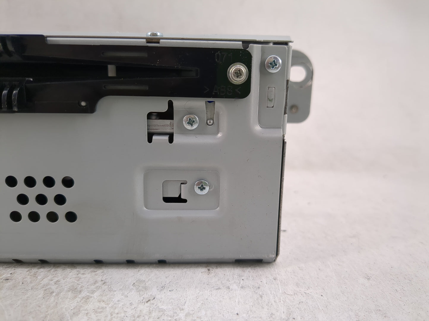 2017 Ford Escape Radio AM FM Cd Player Receiver Replacement P/N:GJ5T-19C107-GD Fits OEM Used Auto Parts - Oemusedautoparts1.