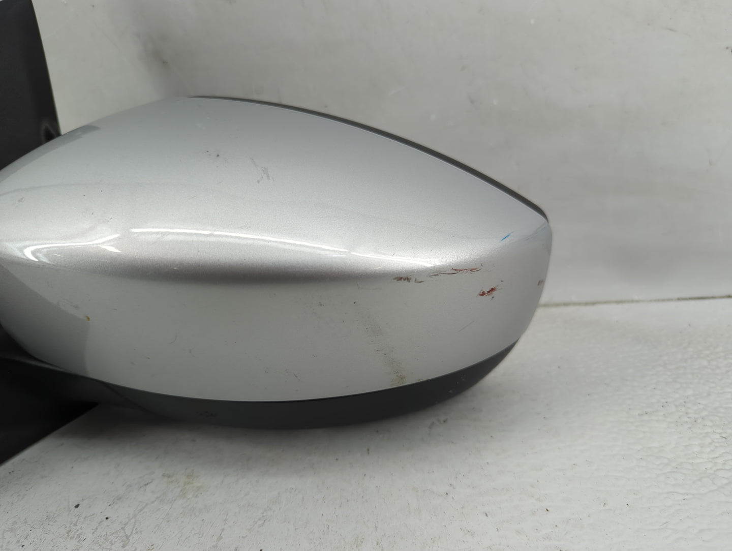 2017-2019 Ford Escape Driver Side View Mirror - Left Door Mirror OEM Used - Oemusedautoparts1.com
