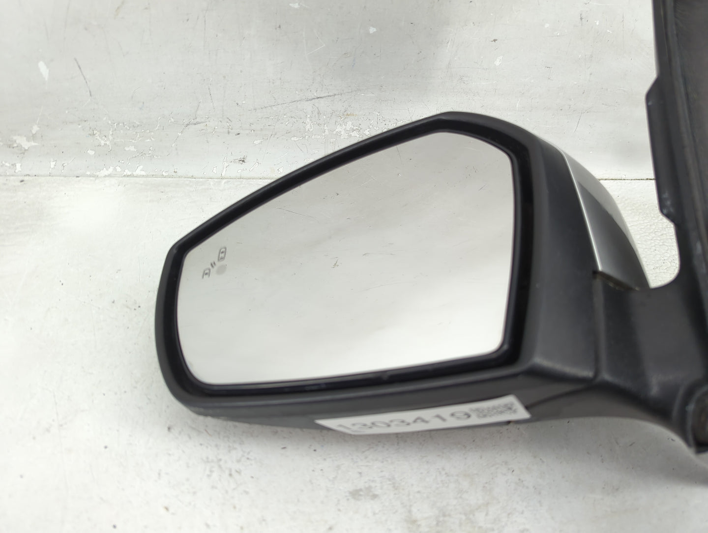 2017-2019 Ford Escape Driver Side View Mirror - Left Door Mirror OEM Used - Oemusedautoparts1.com