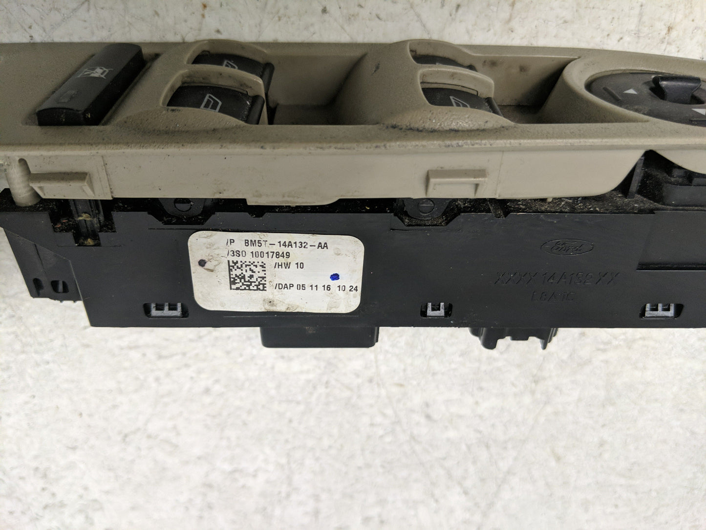 2017-2019 Ford Escape Master Power Window Switch Replacement Driver Side Left P/N:BM5T-14A132-AA Fits OEM Used Auto Parts - 