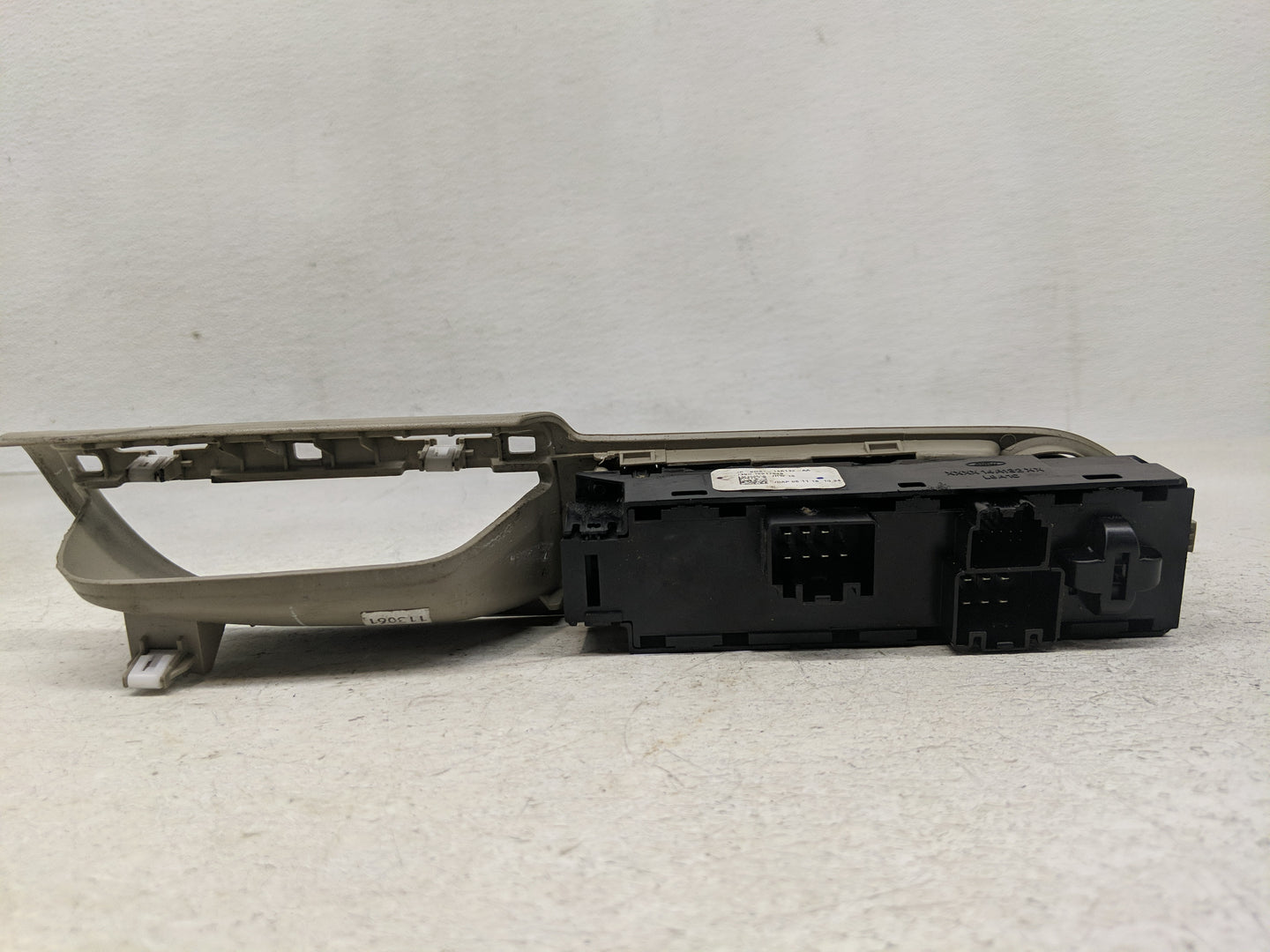 2017-2019 Ford Escape Master Power Window Switch Replacement Driver Side Left P/N:BM5T-14A132-AA Fits OEM Used Auto Parts - 