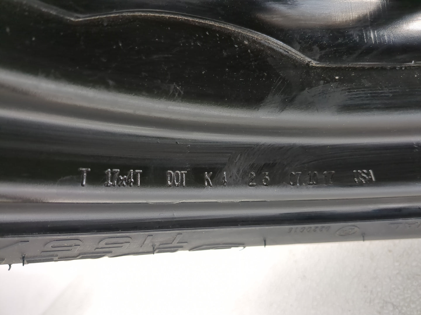 2013-2019 Ford Escape Spare Donut Tire Wheel Rim Oem - Oemusedautoparts1.com