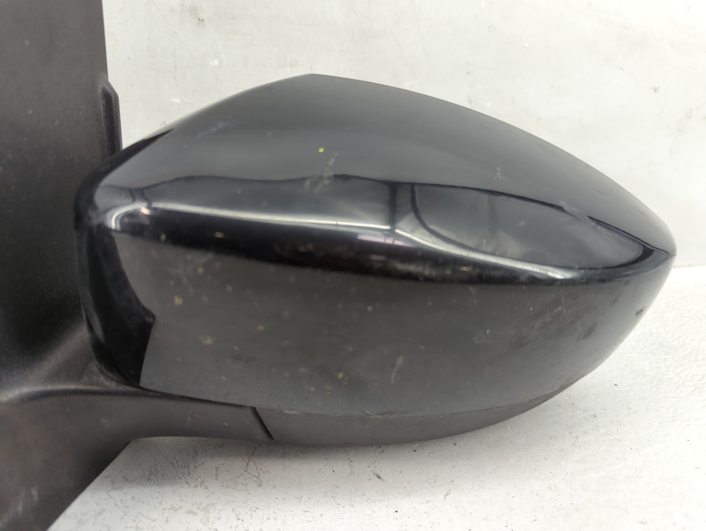 2017-2019 Ford Escape Driver Side View Mirror - Left Door Mirror OEM Used - Oemusedautoparts1.com