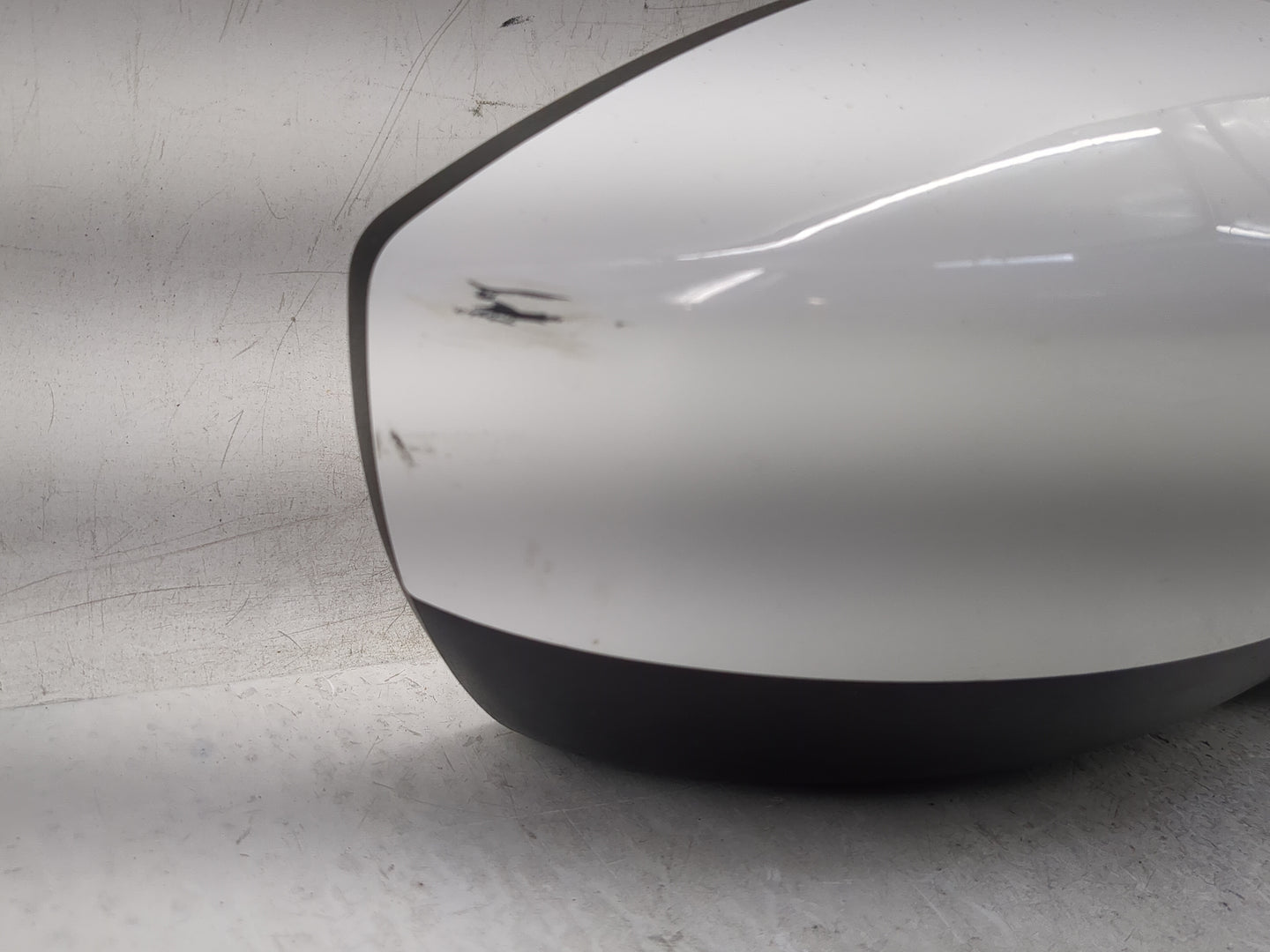 2017-2019 Ford Escape Passenger Side View Mirror - Right Door Mirror OEM Used - Oemusedautoparts1.com