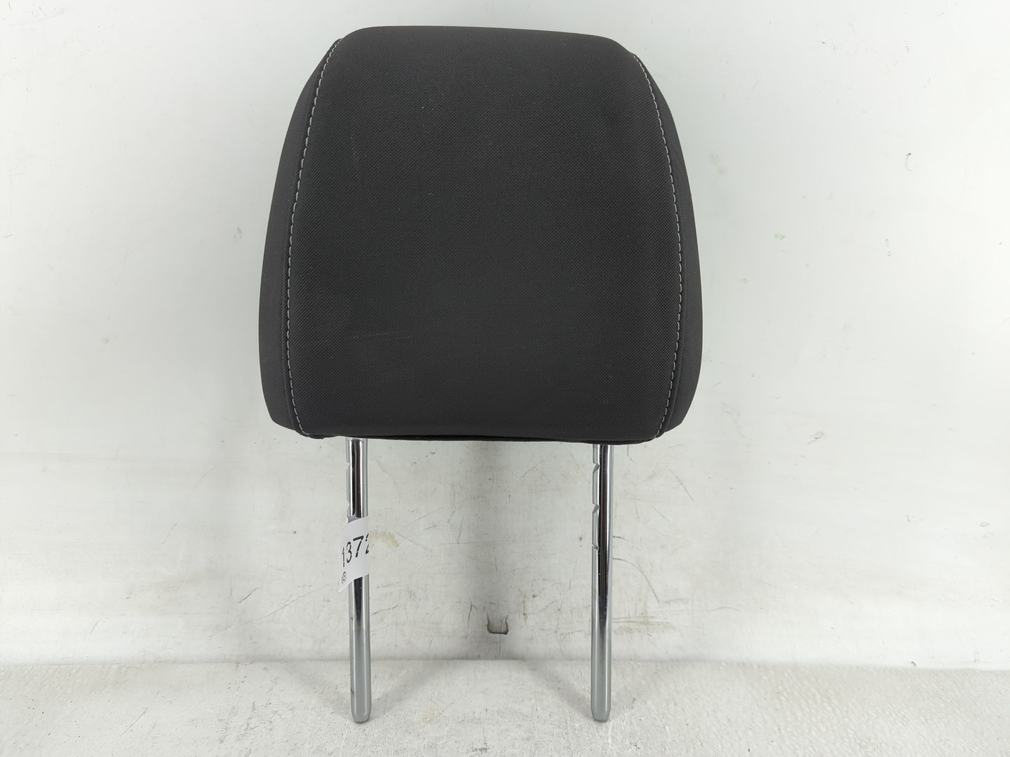 2016-2019 Ford Escape Headrest Head Rest Front Driver Passenger Seat - Oemusedautoparts1.com