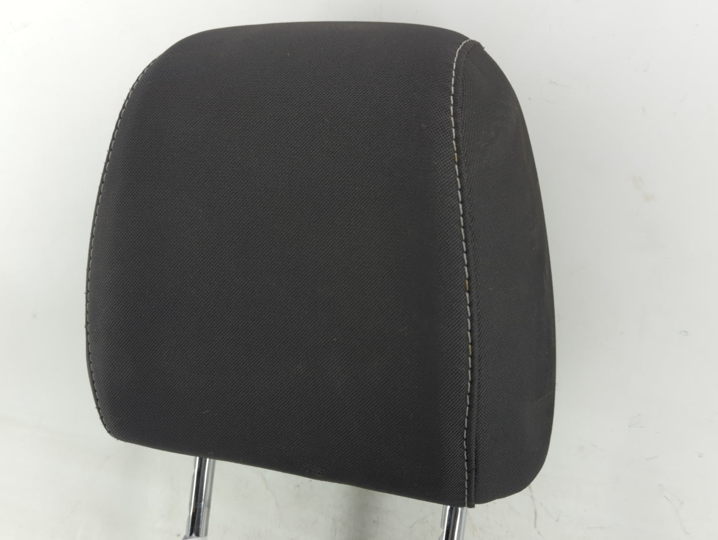 2016-2019 Ford Escape Headrest Head Rest Front Driver Passenger Seat Fits Fits 2016 2017 2018 2019 OEM Used Auto Parts - Oem