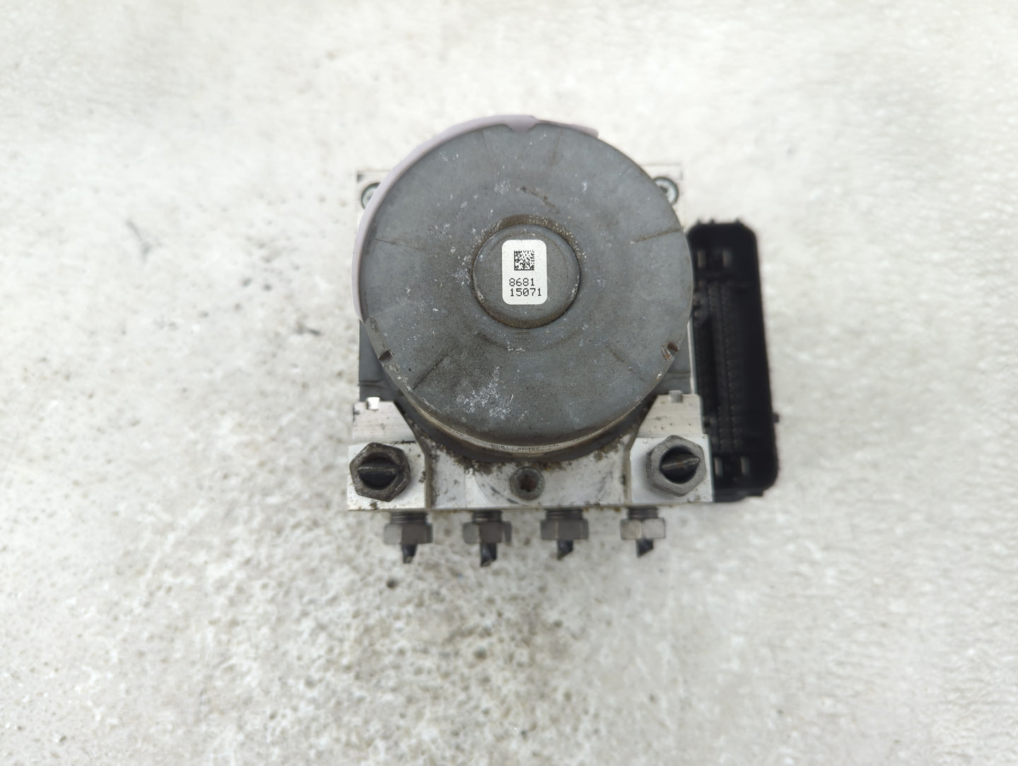 2017-2019 Ford Escape ABS Pump Control Module Replacement P/N:GV61-2C405-CH Fits Fits 2017 2018 2019 OEM Used Auto Parts - O