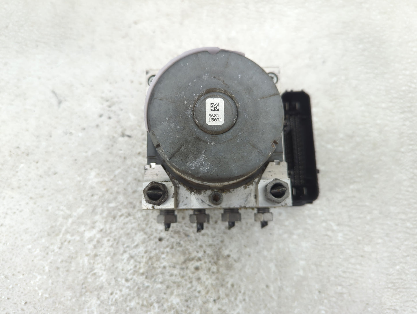 2017-2019 Ford Escape ABS Pump Control Module Replacement P/N:GV61-2C405-CH Fits Fits 2017 2018 2019 OEM Used Auto Parts - O