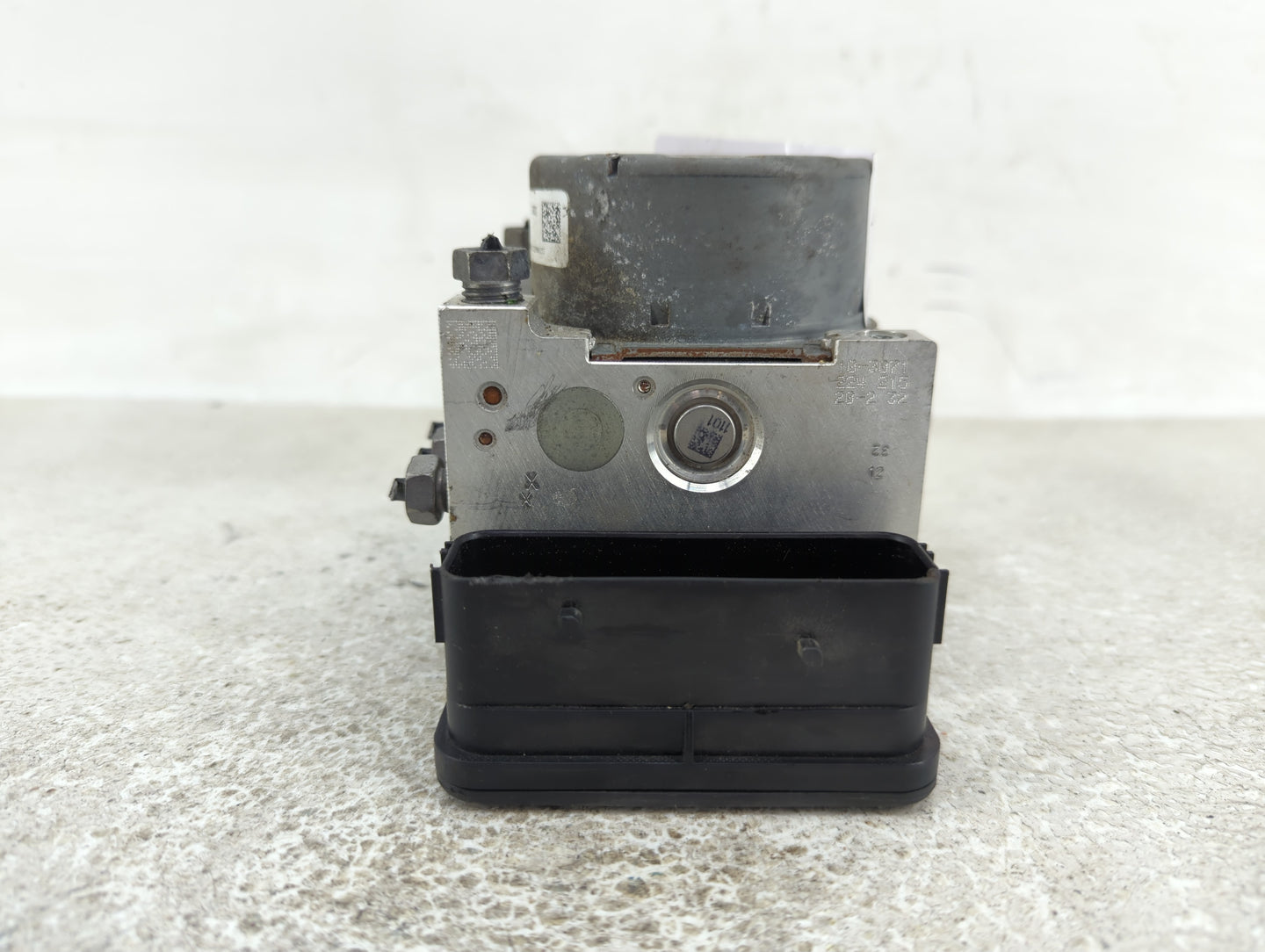 2017-2019 Ford Escape ABS Pump Control Module Replacement P/N:GV61-2C405-CH Fits Fits 2017 2018 2019 OEM Used Auto Parts - O