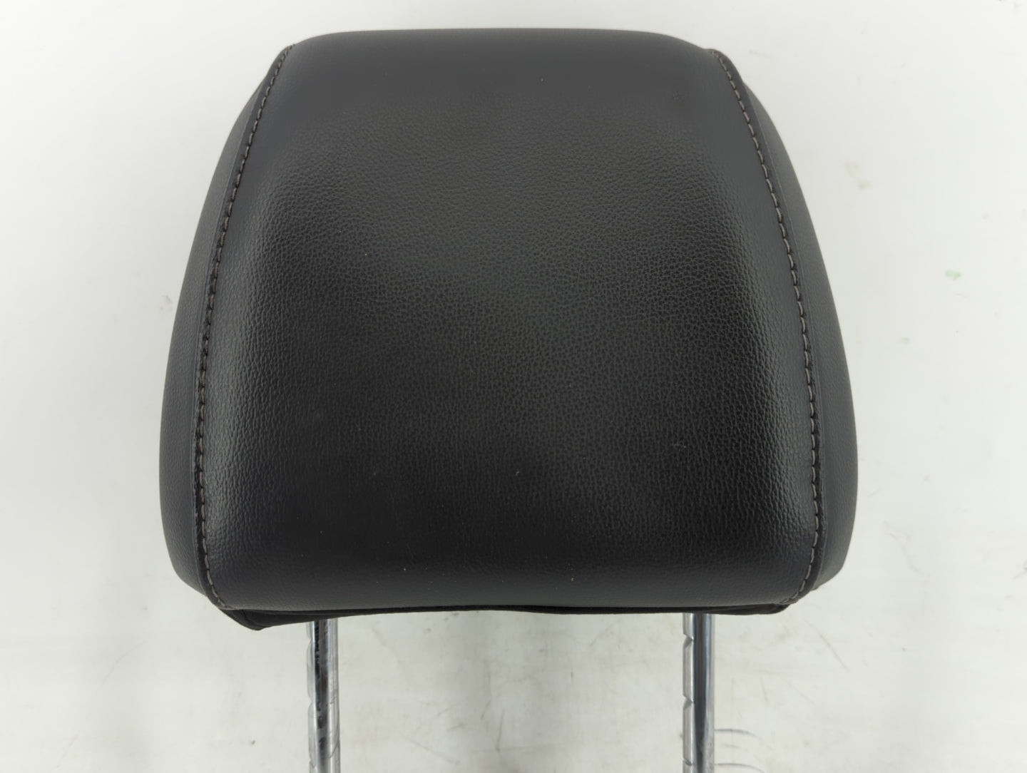 2015-2017 Ford Escape Headrest Head Rest Front Driver Passenger Seat Fits Fits 2015 2016 2017 OEM Used Auto Parts - Oemuseda