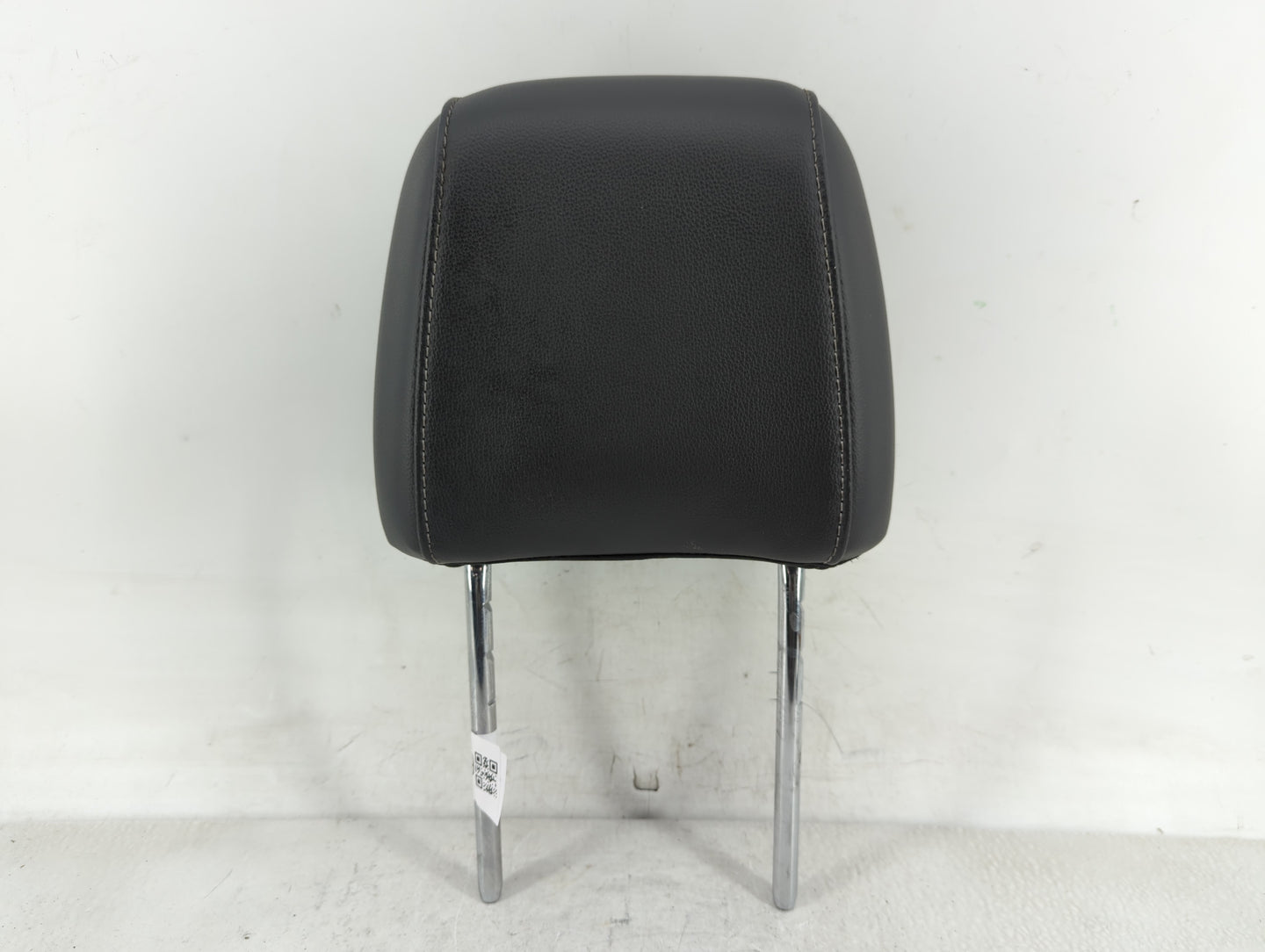 2015-2017 Ford Escape Headrest Head Rest Front Driver Passenger Seat Fits Fits 2015 2016 2017 OEM Used Auto Parts - Oemuseda