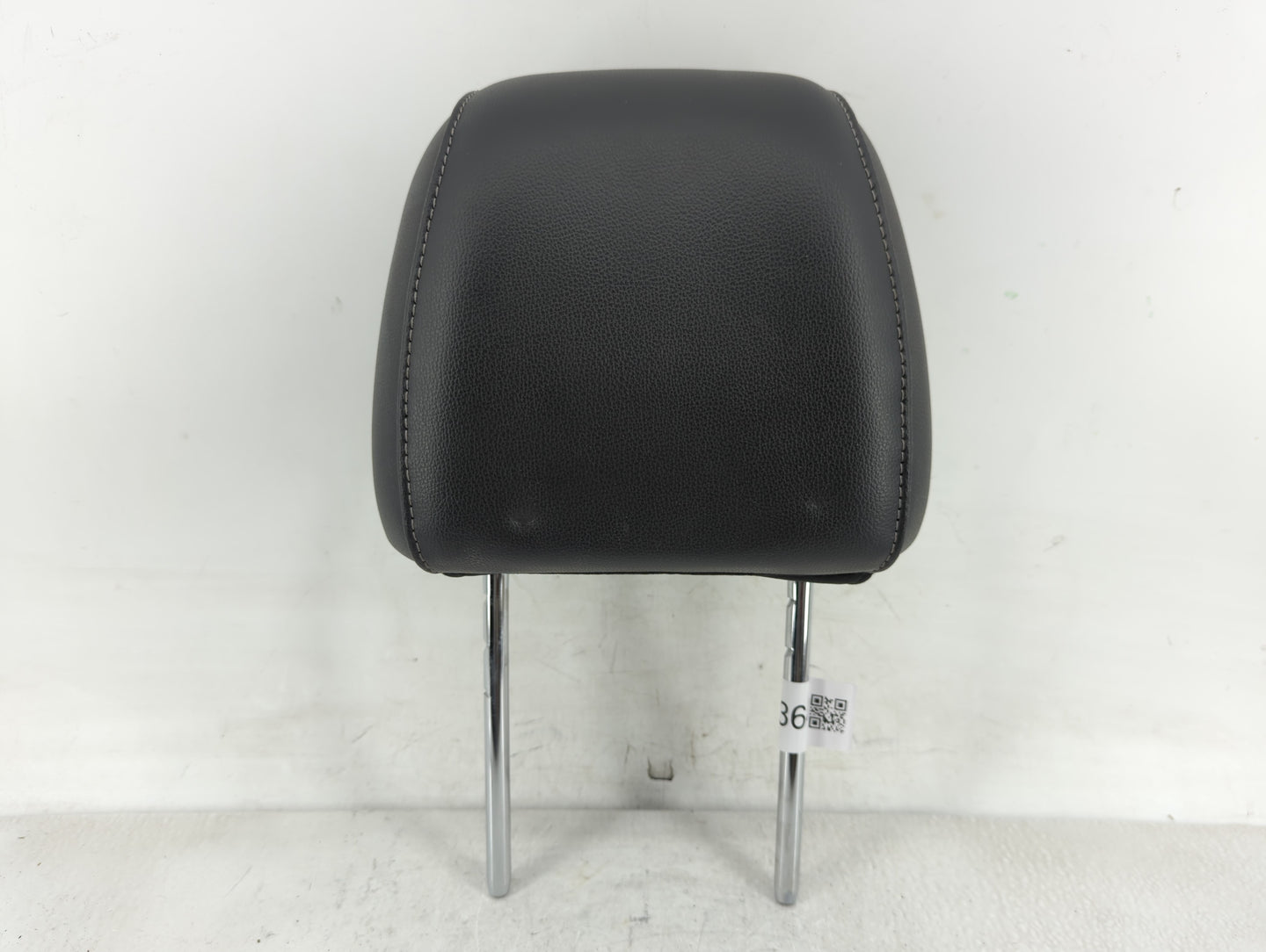 2015-2019 Ford Escape Headrest Head Rest Front Driver Passenger Seat - Oemusedautoparts1.com