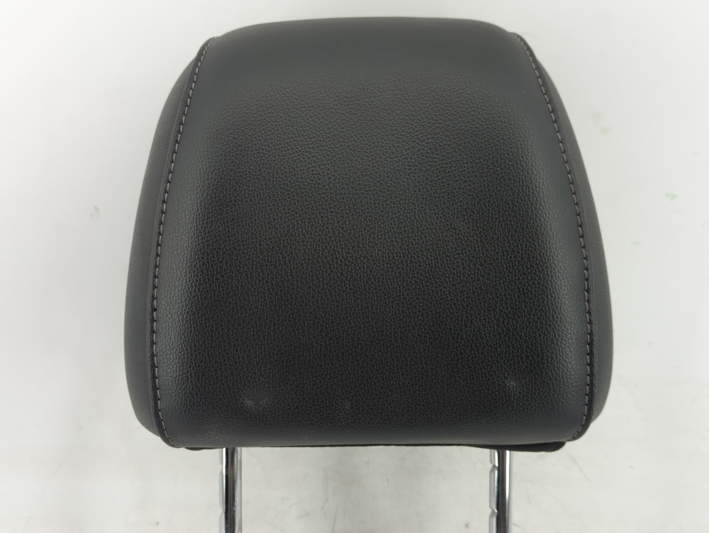 2015-2019 Ford Escape Headrest Head Rest Front Driver Passenger Seat - Oemusedautoparts1.com