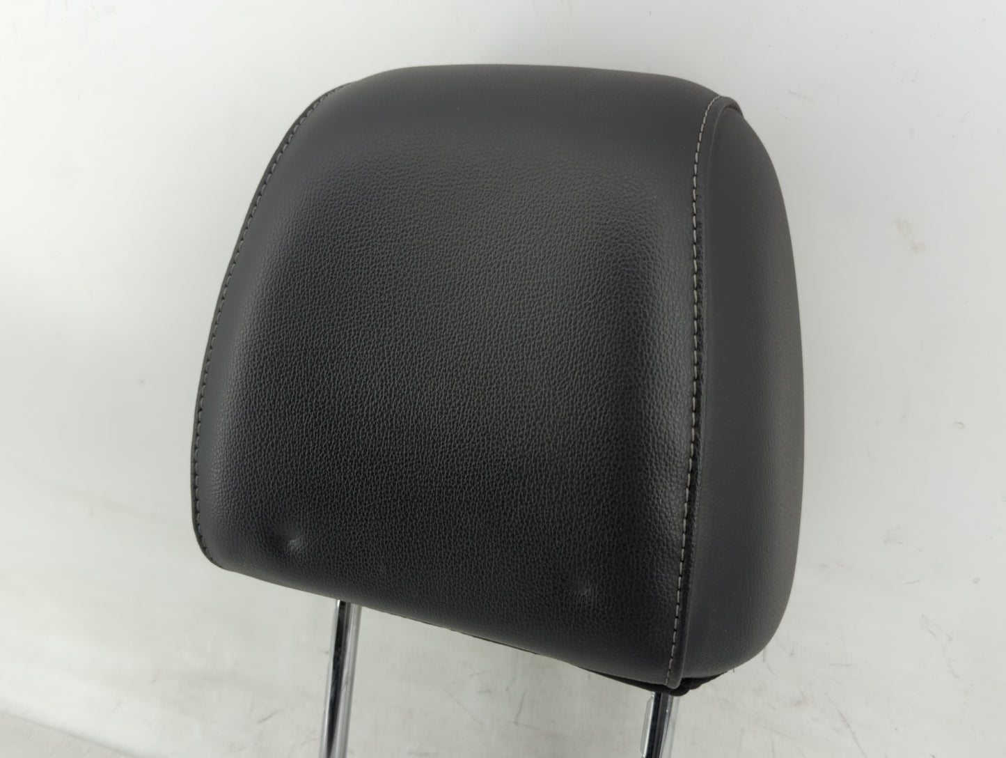 2015-2019 Ford Escape Headrest Head Rest Front Driver Passenger Seat - Oemusedautoparts1.com