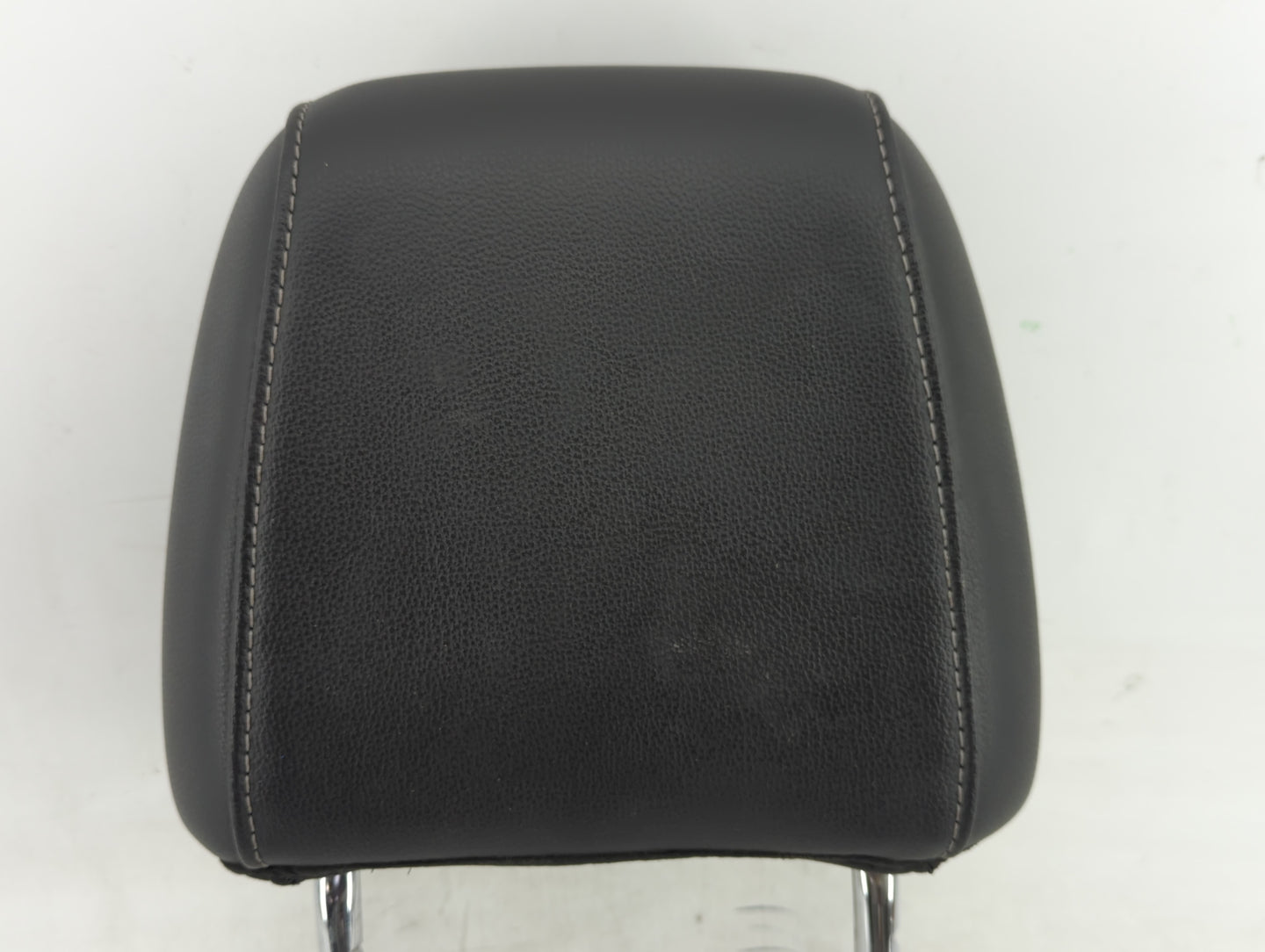 2015-2019 Ford Escape Headrest Head Rest Front Driver Passenger Seat - Oemusedautoparts1.com