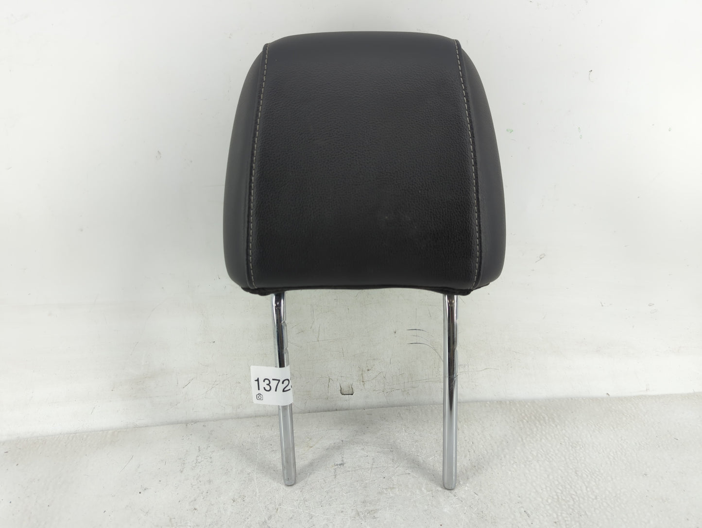 2015-2019 Ford Escape Headrest Head Rest Front Driver Passenger Seat - Oemusedautoparts1.com