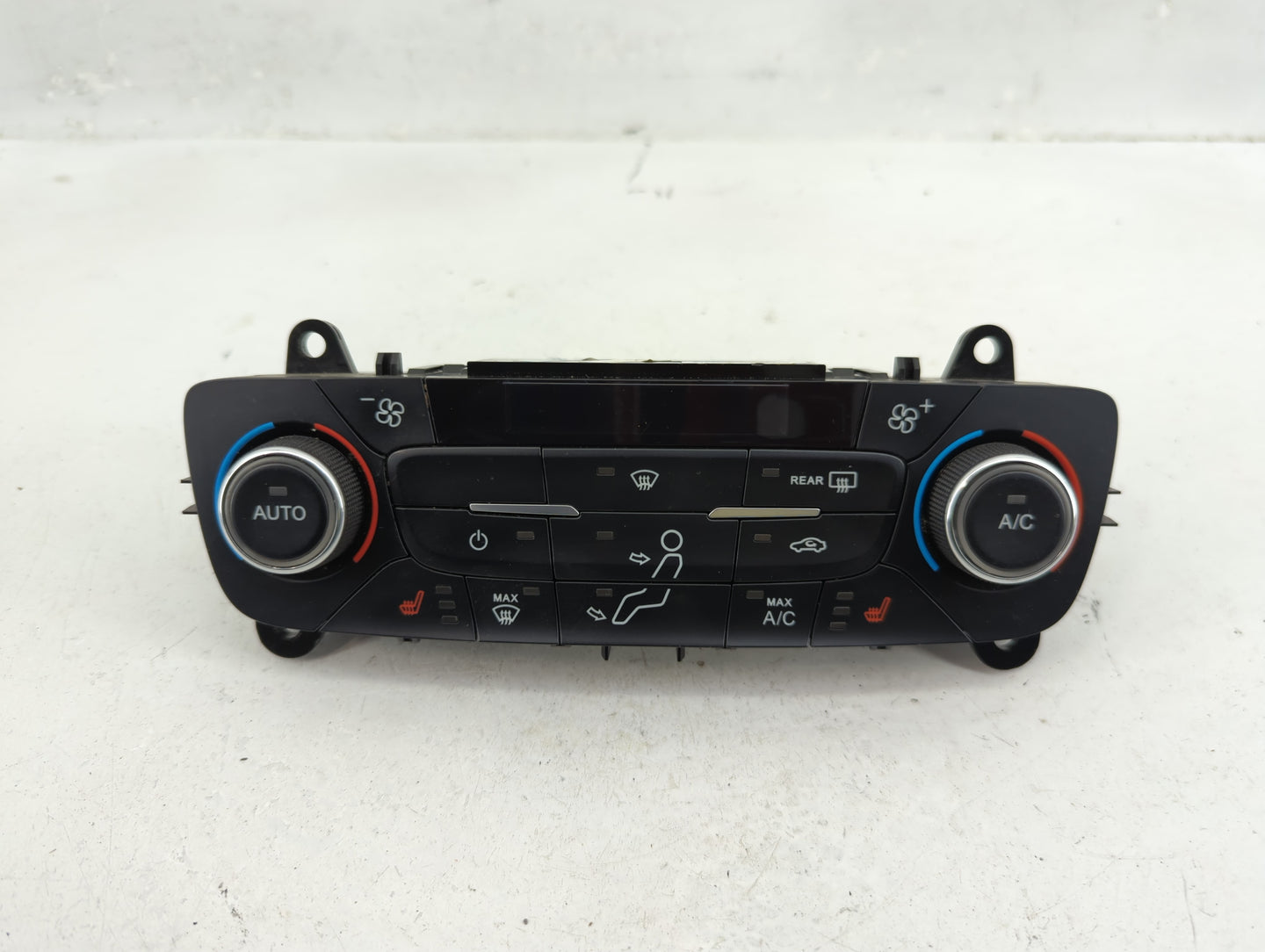 2017 Ford Escape Climate Control Module Temperature AC/Heater Replacement P/N:GJ5T-18C612-CC Fits OEM Used Auto Parts - Oemu