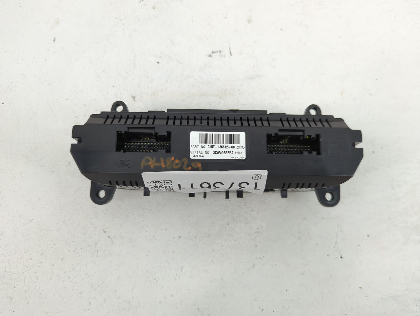 2017 Ford Escape Climate Control Module Temperature AC/Heater Replacement P/N:GJ5T-18C612-CC Fits OEM Used Auto Parts - Oemu