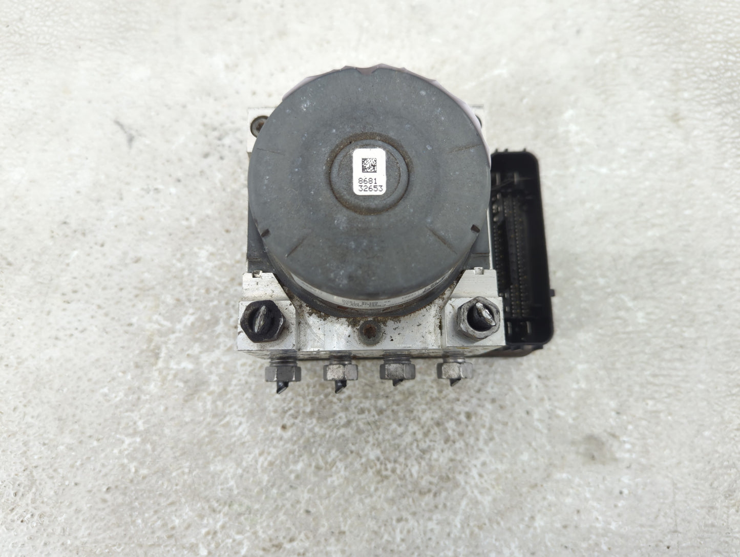 2017-2019 Ford Escape ABS Pump Control Module Replacement P/N:GV61-2C405-CE Fits Fits 2017 2018 2019 OEM Used Auto Parts - O