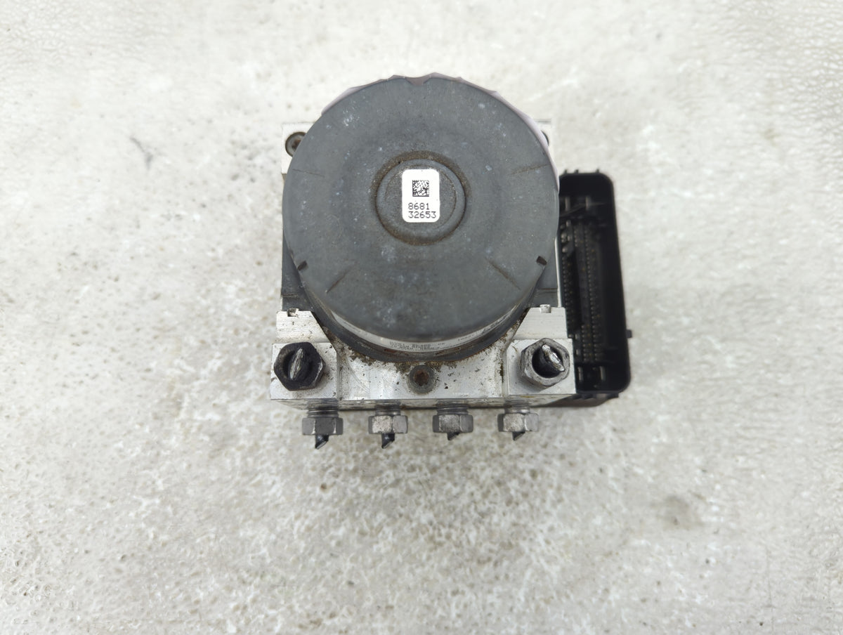 2017-2019 Ford Escape Anti-Lock Brake ABS Pump Module Actuator OEM P/N:GV61-2C405-CE Fits Fits 2017 2018 2019 OEM Used Auto 