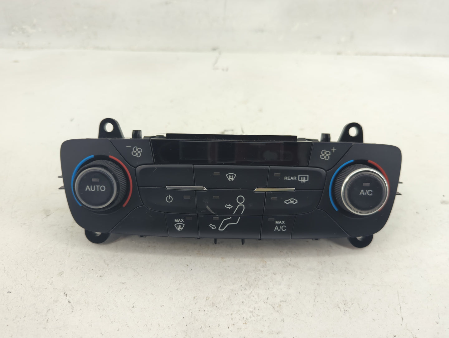 2017 Ford Escape Climate Control Module Temperature AC/Heater Replacement P/N:GJ5T-18C612-EA Fits OEM Used Auto Parts - Oemu