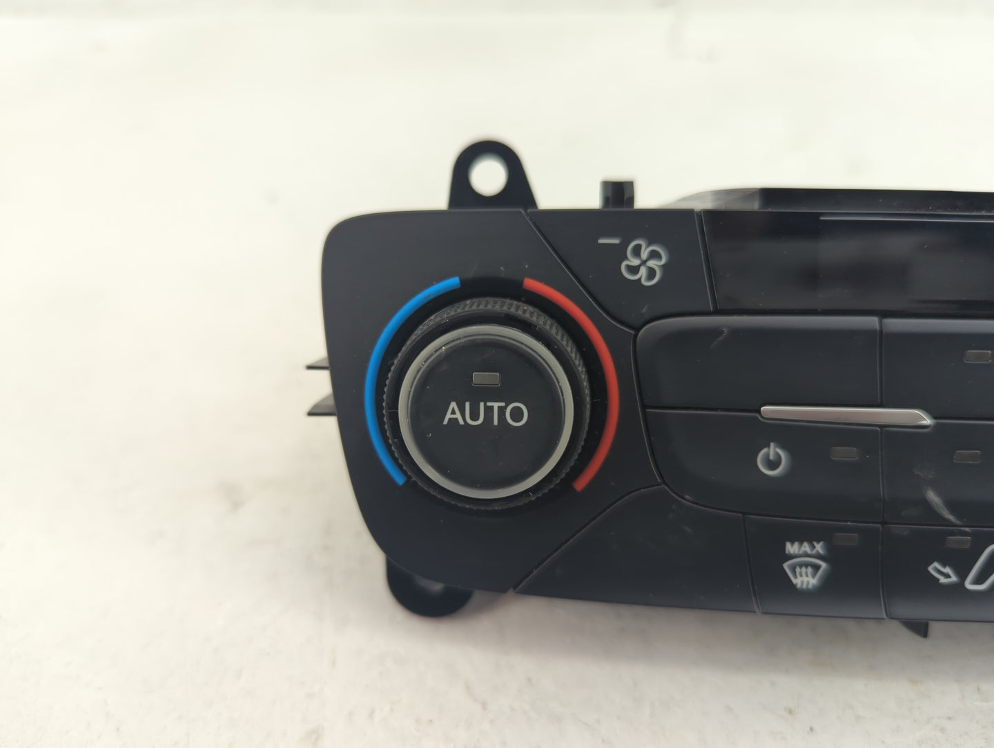 2017 Ford Escape Climate Control Module Temperature AC/Heater Replacement P/N:GJ5T-18C612-EA Fits OEM Used Auto Parts - Oemu
