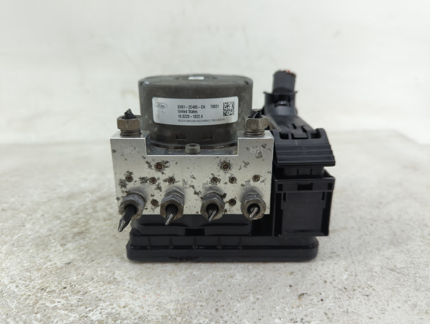 2017-2019 Ford Escape ABS Pump Control Module Replacement P/N:GV61-2C405-CH Fits Fits 2017 2018 2019 OEM Used Auto Parts - O