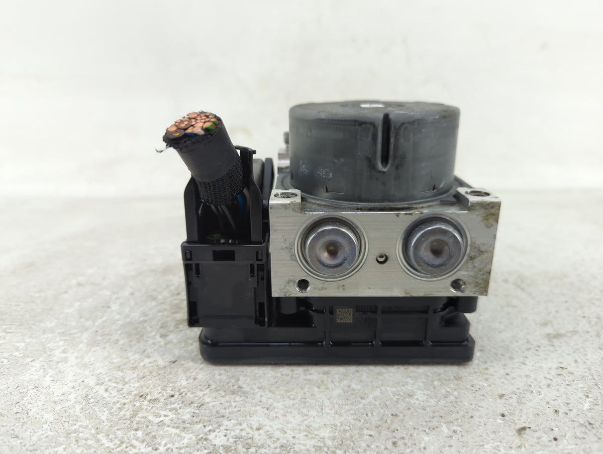 2017-2019 Ford Escape Anti-Lock Brake ABS Pump Module Actuator OEM P/N:GV61-2C405-CH Fits Fits 2017 2018 2019 OEM Used Auto 