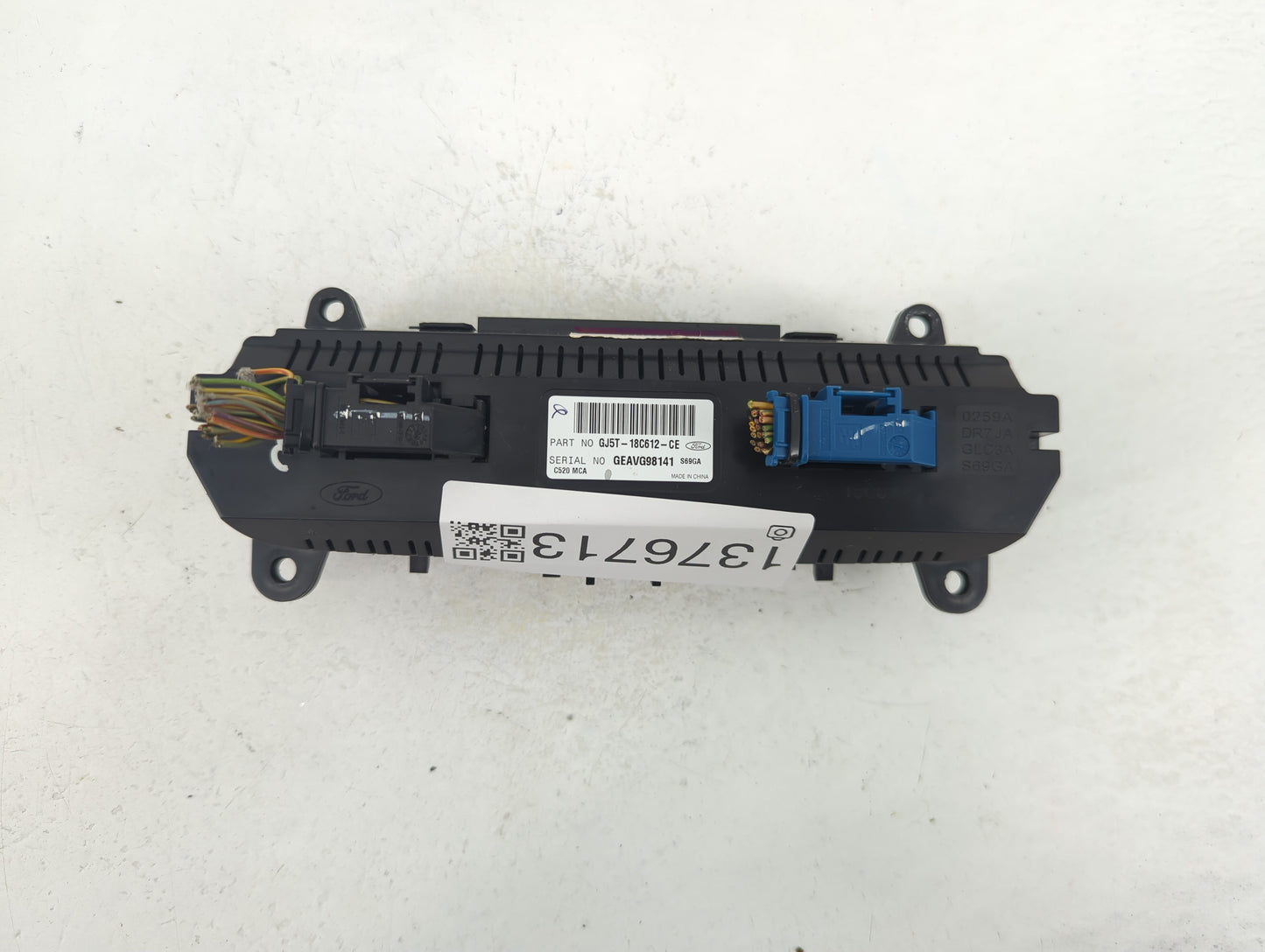 2017 Ford Escape Climate Control Module Temperature AC/Heater Replacement P/N:GJ5T-18C612-CE Fits OEM Used Auto Parts - Oemu