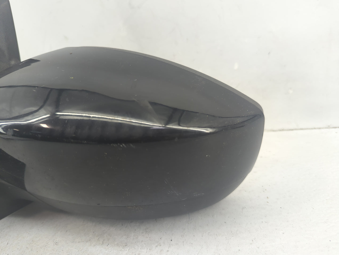 2017-2019 Ford Escape Driver Side View Mirror - Left Door Mirror OEM Used - Oemusedautoparts1.com