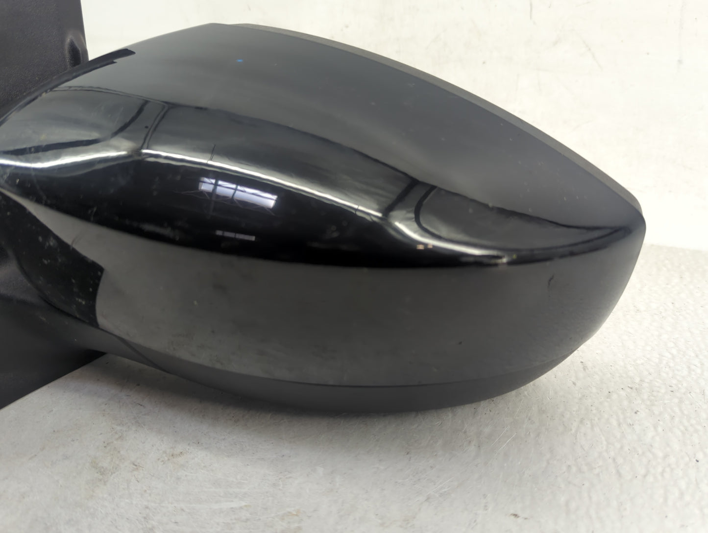 2017-2019 Ford Escape Driver Side View Mirror - Left Door Mirror OEM Used - Oemusedautoparts1.com