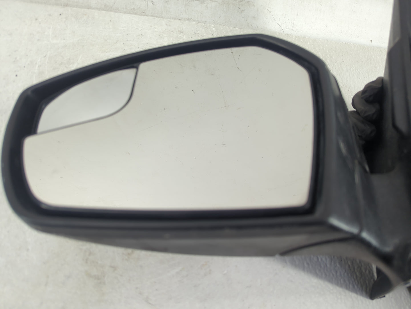 2017-2019 Ford Escape Driver Side View Mirror - Left Door Mirror OEM Used - Oemusedautoparts1.com