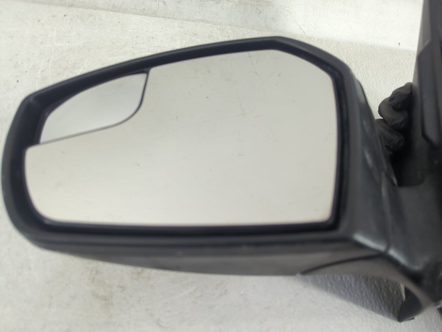 2017-2019 Ford Escape Driver Side View Mirror - Left Door Mirror OEM Used - Oemusedautoparts1.com