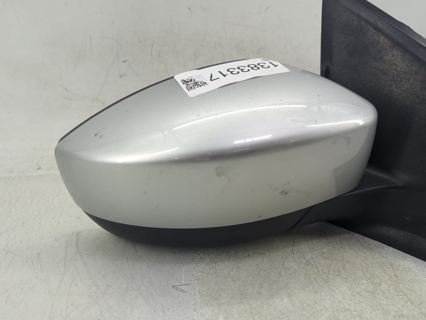 2017-2019 Ford Escape Passenger Side View Mirror - Right Door Mirror OEM Used - Oemusedautoparts1.com