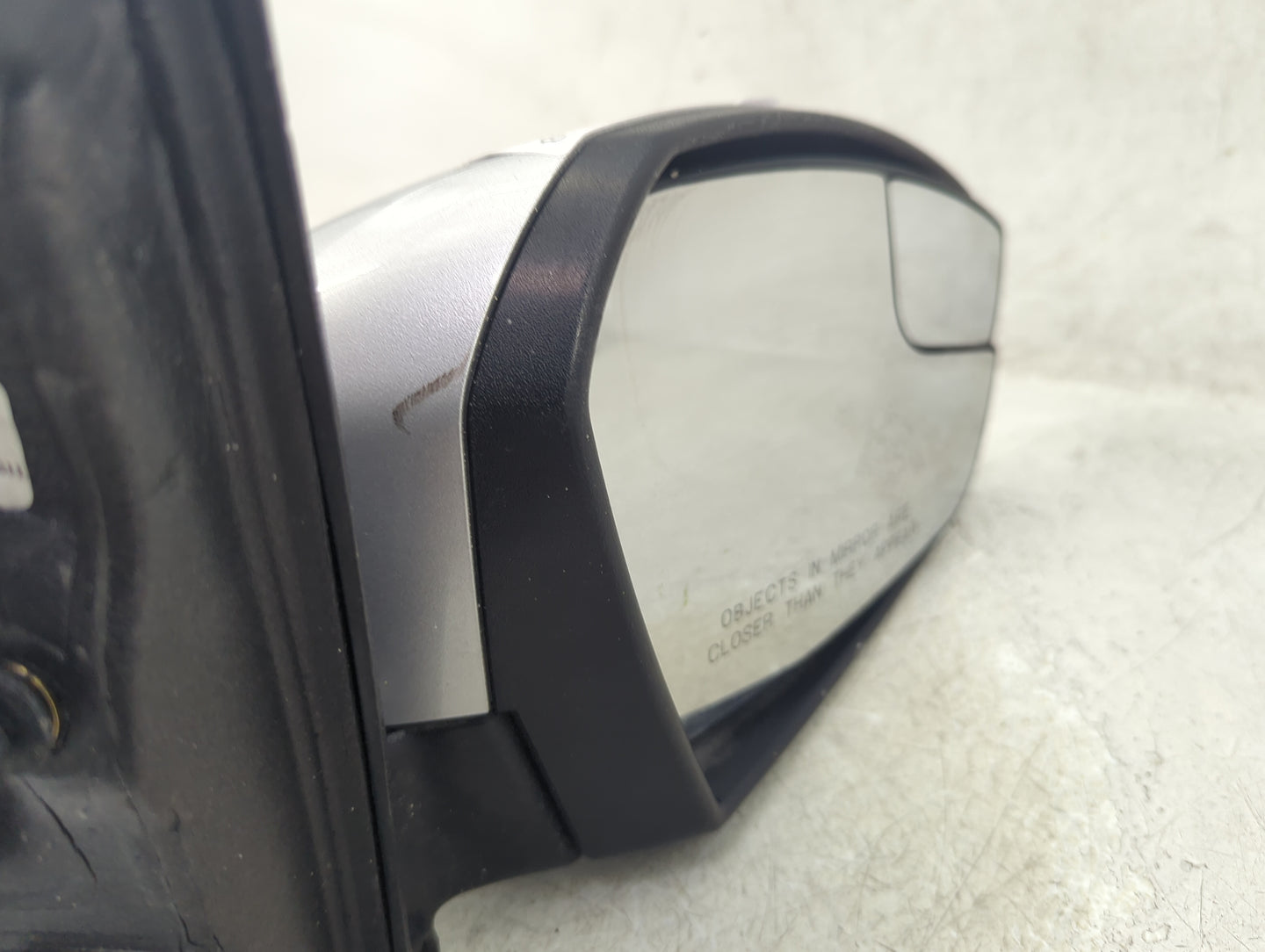 2017-2019 Ford Escape Passenger Side View Mirror - Right Door Mirror OEM Used - Oemusedautoparts1.com