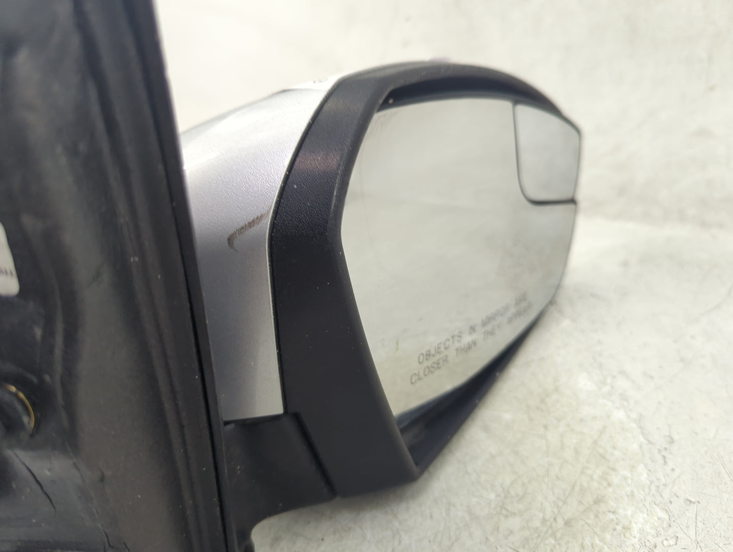 2017-2019 Ford Escape Passenger Side View Mirror - Right Door Mirror OEM Used - Oemusedautoparts1.com