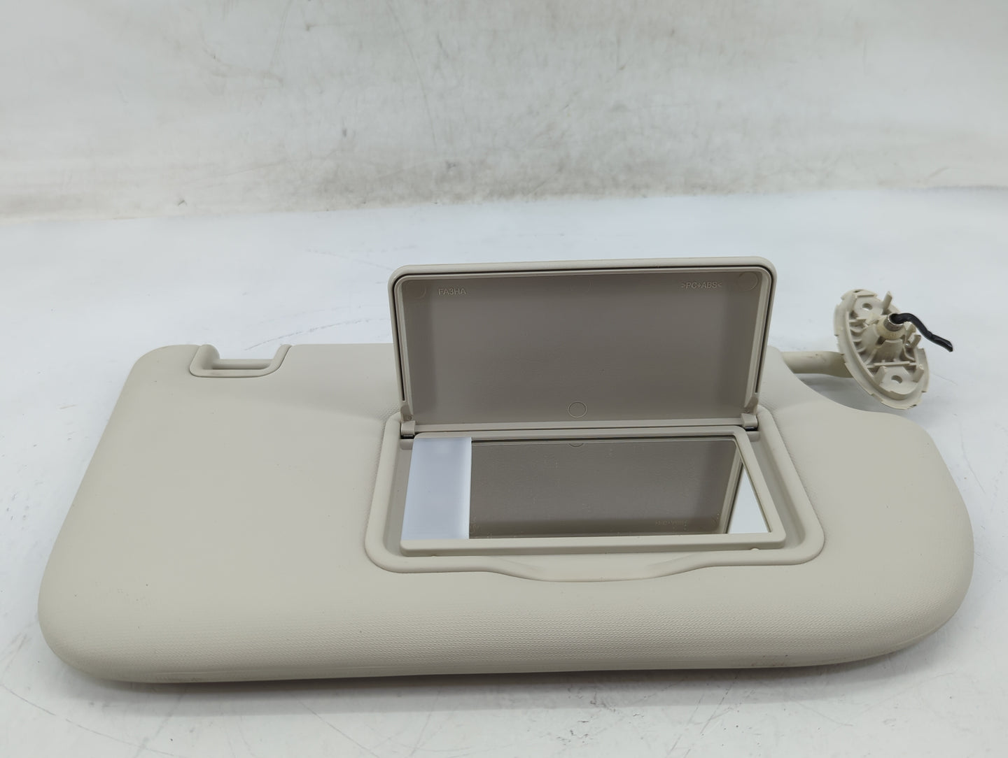 2013-2019 Ford Escape Sun Visor Shade Replacement Passenger Right Mirror Fits Fits 2013 2014 2015 2016 2017 2018 2019 OEM Us