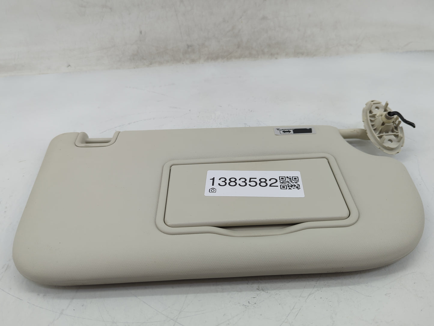 2013-2019 Ford Escape Sun Visor Shade Replacement Passenger Right Mirror Fits Fits 2013 2014 2015 2016 2017 2018 2019 OEM Us
