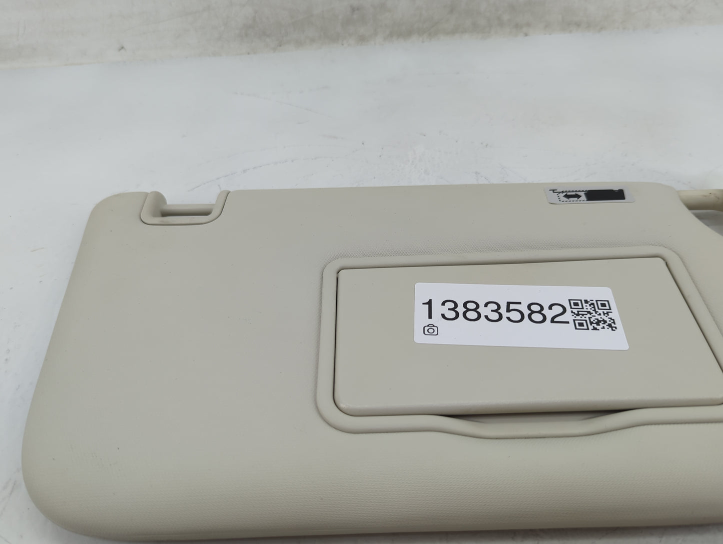 2013-2019 Ford Escape Sun Visor Shade Replacement Passenger Right Mirror Fits Fits 2013 2014 2015 2016 2017 2018 2019 OEM Us